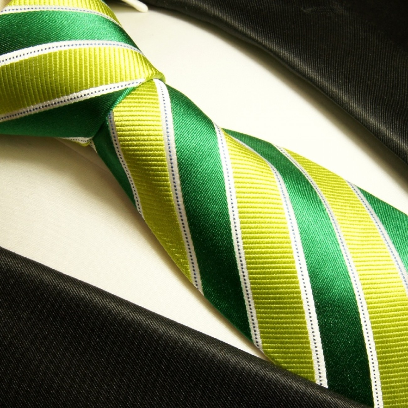 Krawatte grün gestreift Seidenkrawatte - Seide - Krawatte mit Einstecktuch und Manschettenknöpfe